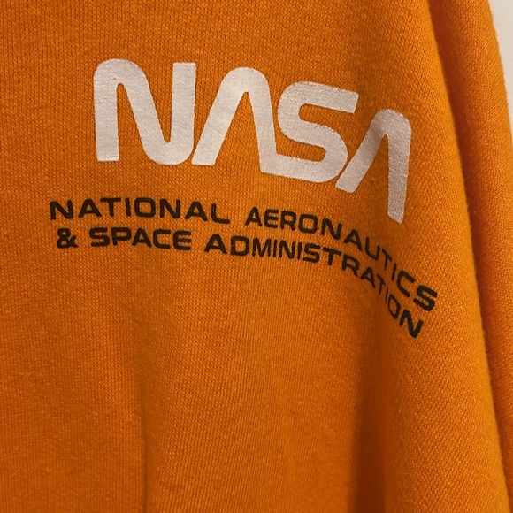 NASA cropped pullover / size Medium - Picture 4 of 6